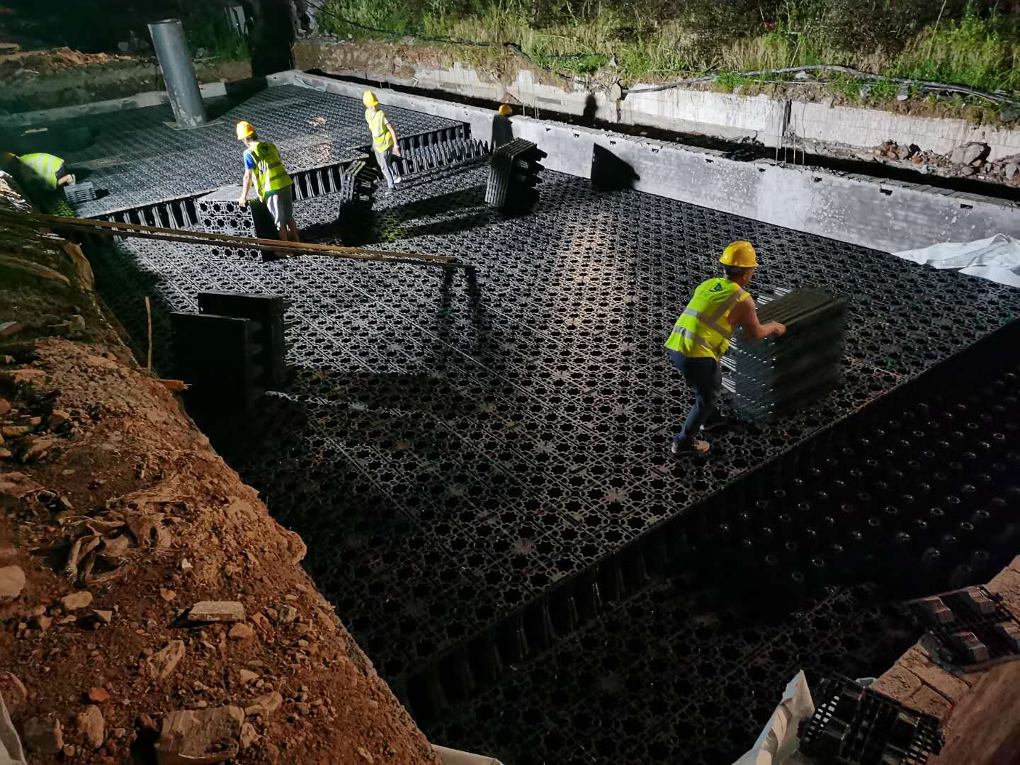 浙江德勵石順利簽約并施工金華佛堂鎮(zhèn)江濱一期2#地塊（吳溪印象）雨水收集利用系統(tǒng)項目1